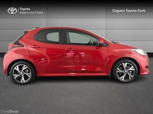 Toyota Yaris Hybrid Luna Sport - Image 3