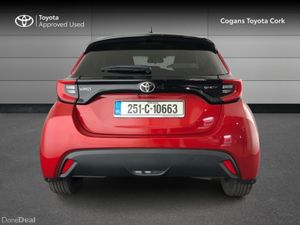 Toyota Yaris Hybrid Luna Sport - Image 4