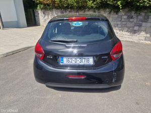PEUGEOT 208 / 2016 / 1.2 PETROL / MANUAL - Image 4