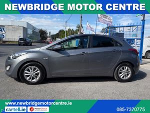 Hyundai i30 ACTIVE. AUTOMATIC IMMACULATE CONDITION - Image 2
