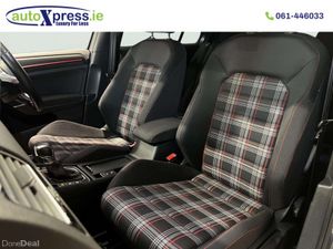 Volkswagen Golf 2.0 GTI Automatic, Reversing camer - Image 2
