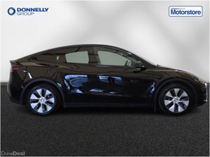 Tesla Model Y Hatchback Long Range - Image 3
