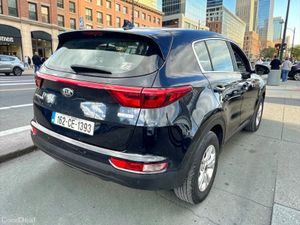2106 Kia Sportage 1.7 D LX - Image 2