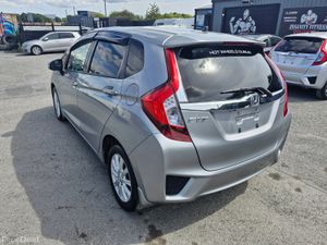 2013 Honda Fit 1.5L Hybrid Automatic Low Miles - Image 3