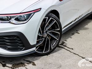 2022 VOLKSWAGEN GOLF CLUBSPORT GTI - Image 2