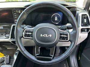 Kia Sorento K3 1.6 HYBRID AUTO 7-SEATER // LEATHER - Image 4
