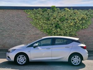 Opel Astra 1.6 CDTI - Image 4