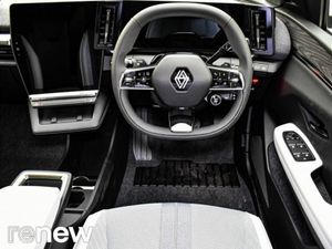 Renault Scenic E-Tech Iconic EV87 220hp - Image 3