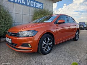 Volkswagen Polo COMFORTLINE AUTOMATIC 1.0 PETROL / - Image 4
