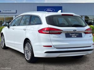 Ford Mondeo 2.0 Hybrid Titanium Edition 5dr Auto - - Image 2
