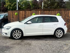 Volkswagen Golf AUTO - HIGHLINE - 66KMS! - Image 4
