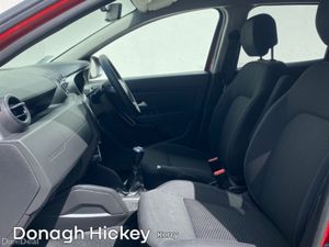 Dacia Duster Blue dCi 115 Comfort - Image 4