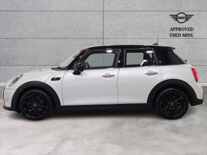 Mini Cooper 5-Door Cooper Exclusive - Image 3
