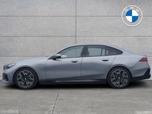 BMW 5-Series 530e M Sport Pro Saloon - Image 3