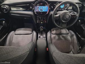 Mini Cooper Electric Level 2 - Image 4