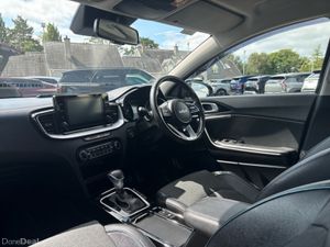 Kia Ceed PE SW PHEV 6DR AUTO - Image 4