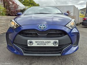 Toyota Yaris 1.5 HYBRID / X SPEC / LOW MILEAGE / T - Image 4