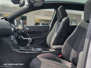 Peugeot 308 1.5 BLUE HDI S/S GT LINE 5 5DR 130BHP - Image 4
