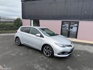 Toyota Auris 1.6 D-4D DESIGN 110BHP 5DR D - Image 2