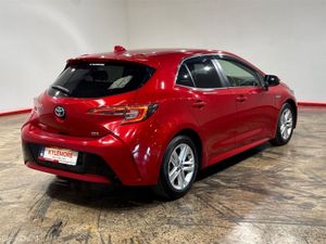 Toyota Corolla 1.8 HYBRID AUTOMATIC - G SPEC - UPG - Image 4