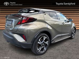 Toyota C-HR SPORT BI-TONE PLUS BEIGE LEATHER & SID - Image 2
