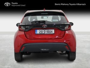 Toyota Yaris Hybrid 115 Luna - Image 4