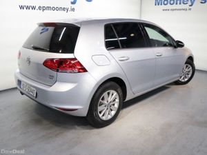 Volkswagen Golf Automatic Trendline 1.2L petrol Ha - Image 4