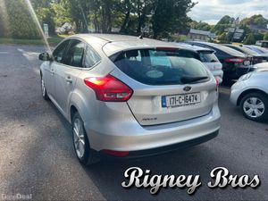 Ford Focus 1.5 TDCI ZETEC 95PS 5DR - Image 4