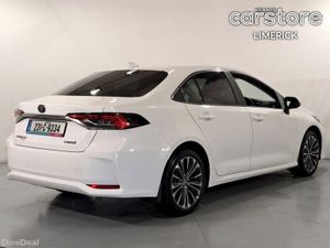 Toyota Corolla 1.8 Hybrid Luna Sport Saloon - Image 3