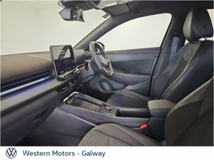 Volkswagen T-Roc R-LINE Launch Ed, Fully Loaded 15 - Image 4