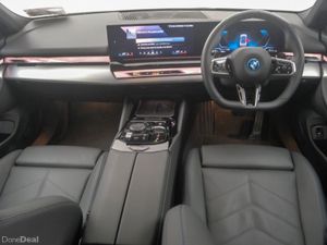 BMW 5-Series 530e M Sport Saloon - Image 4