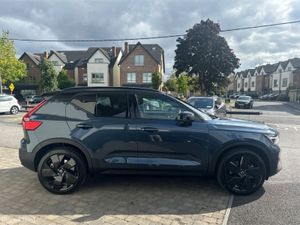 Volvo EX40 EX40 Black Edition Ultra Single Motor - Image 4