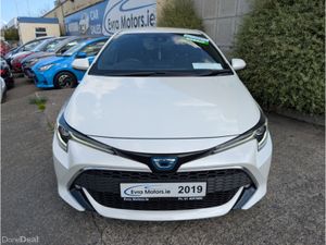 Toyota Corolla SPORT AUTOMATIC HYBRID 1.8 PETROL / - Image 2