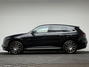 Mercedes-Benz EQC 400 AMG LINE 4MATIC - Image 4