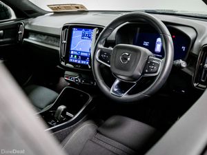Volvo XC40 Recharge Plus 69kWh 230HP - Image 2