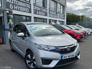 2017 Honda Fit 1.5 Auto 31k Km only - Image 2