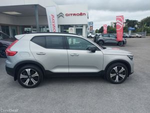 Volvo XC40 PHEV T4 PLUS DARK 5DR AUTO - Image 2