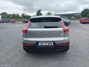 Volvo XC40 PHEV T4 PLUS DARK 5DR AUTO - Image 4