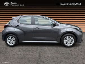 Toyota Yaris HYBRID LUNA // REAR CAMERA // TOYOTA - Image 3