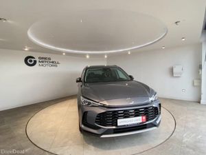 MG ZS 1.5 Hybrid+ Trophy 5dr Auto - Image 2