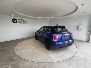 Mini Cooper 1.5 Cooper Sport II 5dr Auto - Image 3