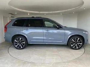 Volvo XC90 2.0 B5P Ultimate Dark 5dr AWD Geartroni - Image 4