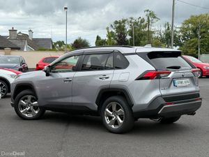 211 TOYOTA RAV4 2.5 PETROL HYBRID 178BHP LEATHER - Image 3