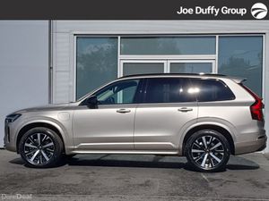 Volvo XC90 T8 PHEV AWD Plus Dark - Image 4