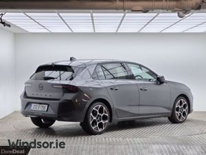 Opel Astra GS 1.2 Turbo 130PS 8 Speed Auto - Image 2
