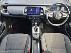 Honda Fit ** E HYBRID ** AUTO ** TRINITY MOTORS ** - Image 2