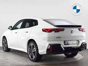 BMW iX2 eDrive20 M Sport - Image 2