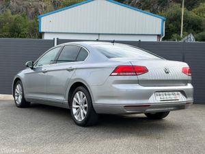 Volkswagen Passat CL 2.0 TDI MANUAL 6SPEED FWD 150 - Image 4