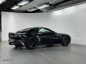 Aston Martin Vantage V8 2Dr Auto - Image 4