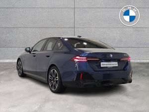 BMW 5-Series 530e M Sport Saloon - Image 3